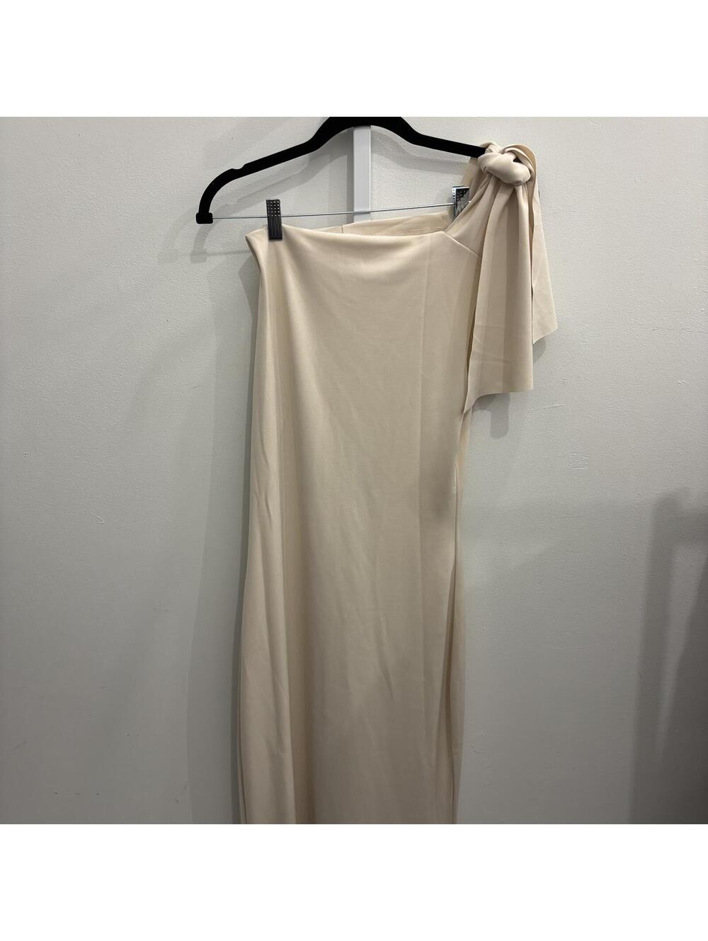 Commense One-Shoulder Evening Dress